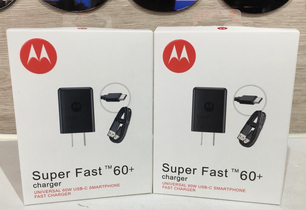 MOTOROLA TurboPower 30+ Charger